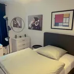 Rent a room of 80 m² in Frankfurt am Main