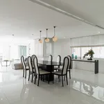 Rent 2 bedroom apartment of 218 m² in Bangkok