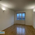 Rent 3 bedroom apartment of 97 m² in Milan