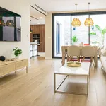 Alquilo 5 dormitorio casa de 210 m² en Seville