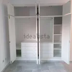 Rent 3 bedroom apartment of 126 m² in  Sevilla