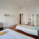 Rent 11 bedroom apartment in Lisbon