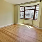 Rent 2 bedroom apartment in Schaerbeek