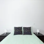 Rent 6 bedroom apartment in Porto