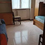 Rent 4 bedroom apartment of 90 m² in Milano