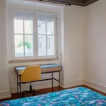 Rent a room in lisbon