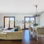 Rent 3 bedroom apartment of 186 m² in Odivelas