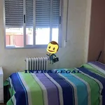 Alquilo 3 dormitorio apartamento de 80 m² en Carmelitas-Oeste