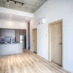 Appartement de 570 m² avec 1 chambre(s) en location à Montreal