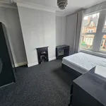 Rent 6 bedroom house in Leeds