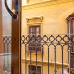 Rent 4 bedroom apartment in Valencia