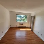 Rent 2 bedroom apartment of 88 m² in New Haven