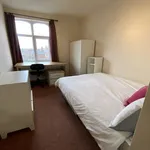 Rent 4 bedroom flat in Broxtowe