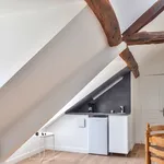 Rent 2 bedroom apartment of 28 m² in Paris