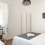 Rent a room of 120 m² in lisbon