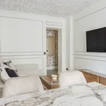 Rent 1 bedroom apartment of 35 m² in Paris