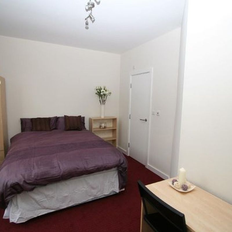Terraced house to rent in Victoria Road, Leeds LS6 Camp Field