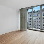 Rent 4 bedroom apartment of 271 m² in New York City