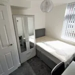 Rent 5 bedroom house in West Midlands