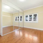 Rent 3 bedroom house in Wollongong