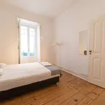 Rent a room in lisbon