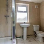 Rent 5 bedroom flat in West Midlands