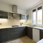 Rent a room of 80 m² in barcelona