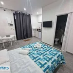 Affitto 1 camera appartamento di 20 m² in Naples