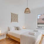 Rent 2 bedroom apartment of 95 m² in Caniço