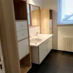 Huur 3 slaapkamer appartement in Neufchâteau