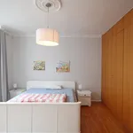 Miete 2 Schlafzimmer wohnung von 646 m² in Frankfurt