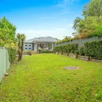 Rent 3 bedroom apartment in Nowra