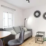 Rent a room of 85 m² in madrid