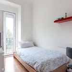 Rent a room in lisbon