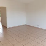 Appartement de 81 m² avec 5 chambre(s) en location à Clermont-l'Hérault