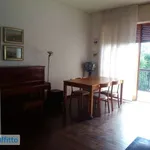 Rent 5 bedroom apartment of 128 m² in Milan