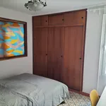 Rent a room of 101 m² in Alicante