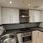 Rent 2 bedroom flat of 70 m² in Bristol