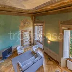 Rent 1 bedroom apartment of 120 m² in Firenze