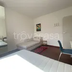 Rent 5 bedroom apartment of 130 m² in Milano