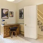 Rent 2 bedroom apartment of 92 m² in london