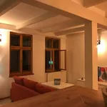 Pronajměte si 2 ložnic/e byt o rozloze 125 m² v Prague