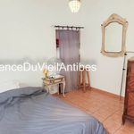 Appartement de 83 m² avec 3 chambre(s) en location à  Antibes Vieil Antibes