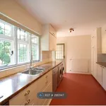 Rent 4 bedroom house in Welwyn Hatfield