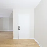 Rent 1 bedroom apartment in Montreal