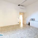 Rent 4 bedroom apartment of 117 m² in Florence