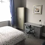 Rent 5 bedroom flat in Yorkshire And The Humber