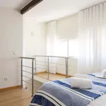 Rent 4 bedroom apartment of 80 m² in Lisboa