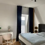 Miete 3 Schlafzimmer wohnung von 80 m² in Frankfurt