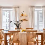 Rent 4 bedroom apartment of 90 m² in Paris